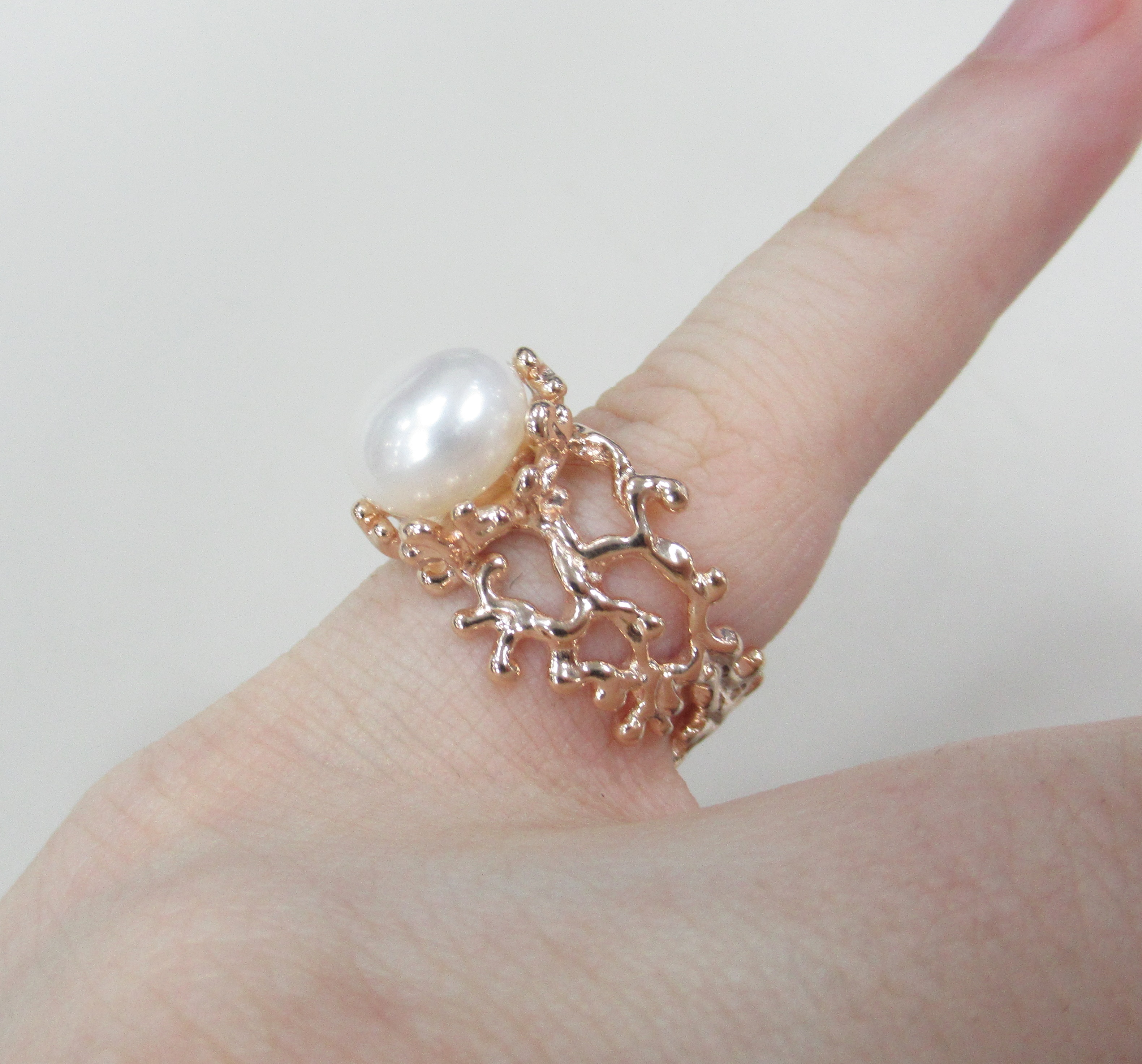 Серебряное кольцо с жемчугом